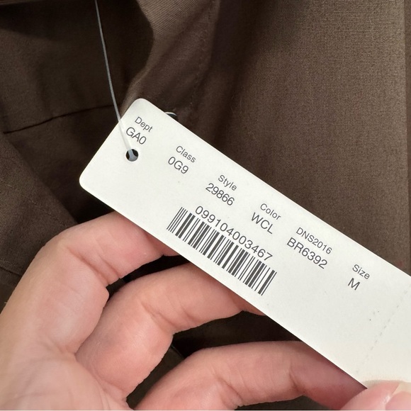 J. Crew NWT Stretch Perfect Olive Button Down Shirt - Picture 3 of 5